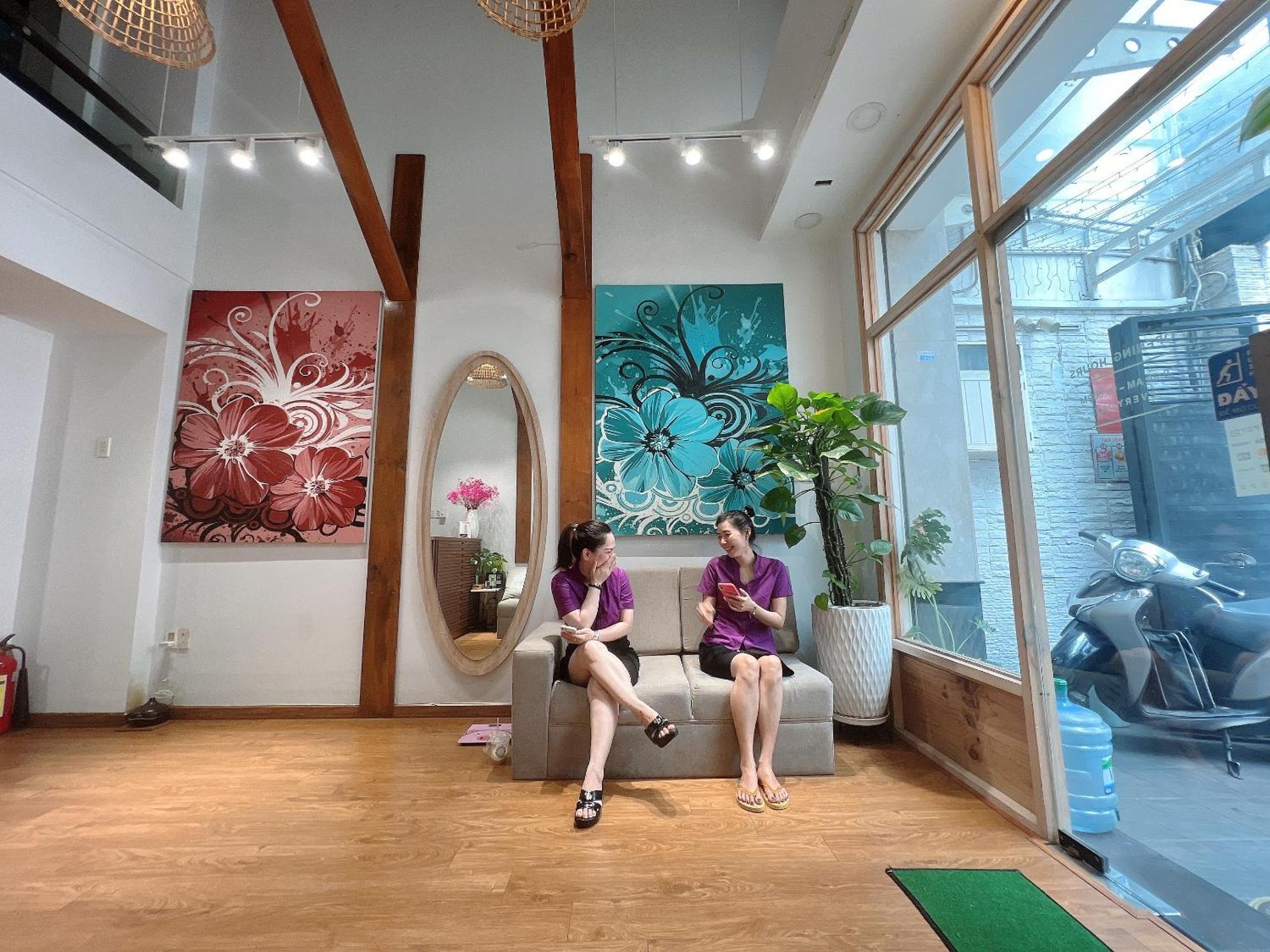 Co Homestay Saigon Хошимин Экстерьер фото