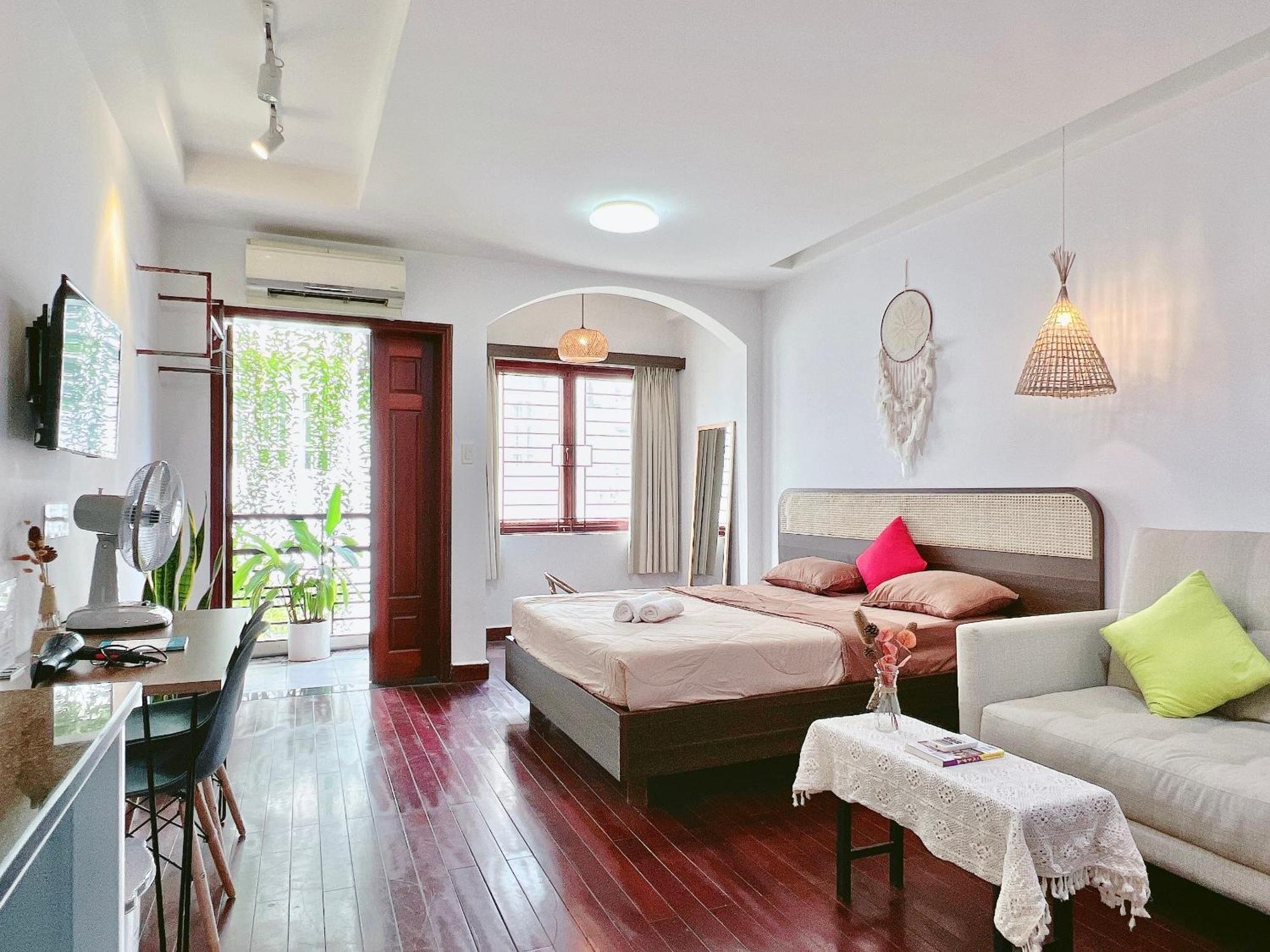 Co Homestay Saigon Хошимин Экстерьер фото